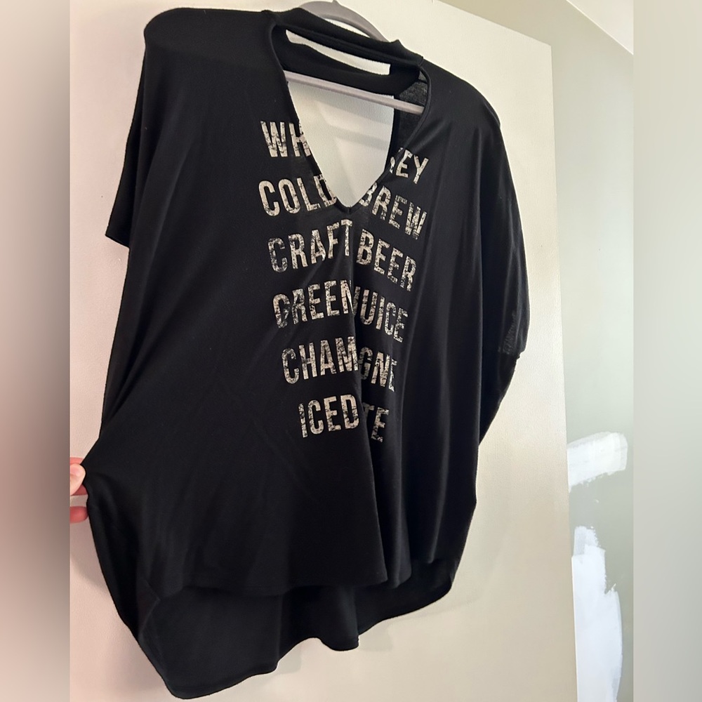 Express cutout tee graphic size Large